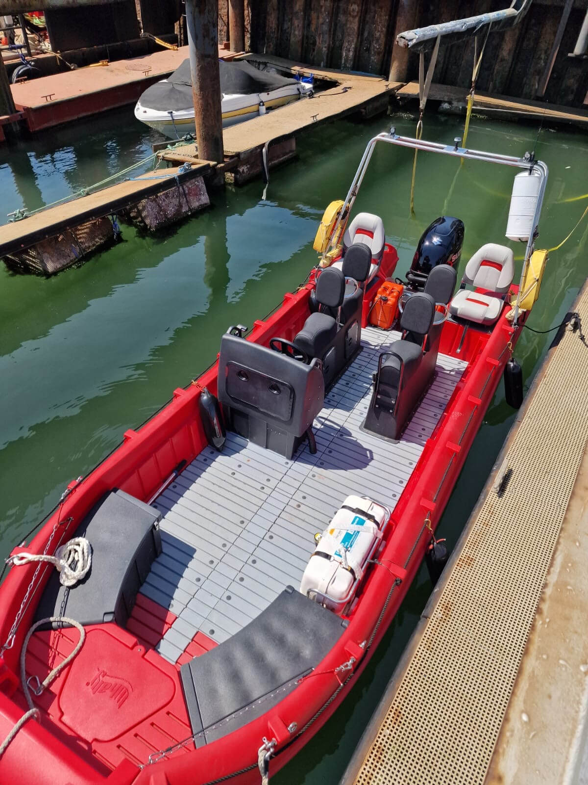 work boats red